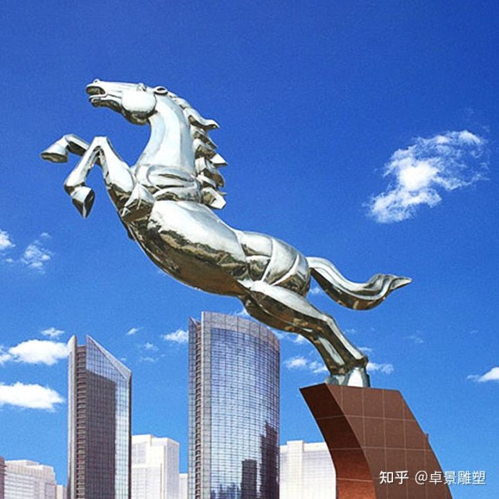 不銹鋼雕塑的制作成本如何計算?